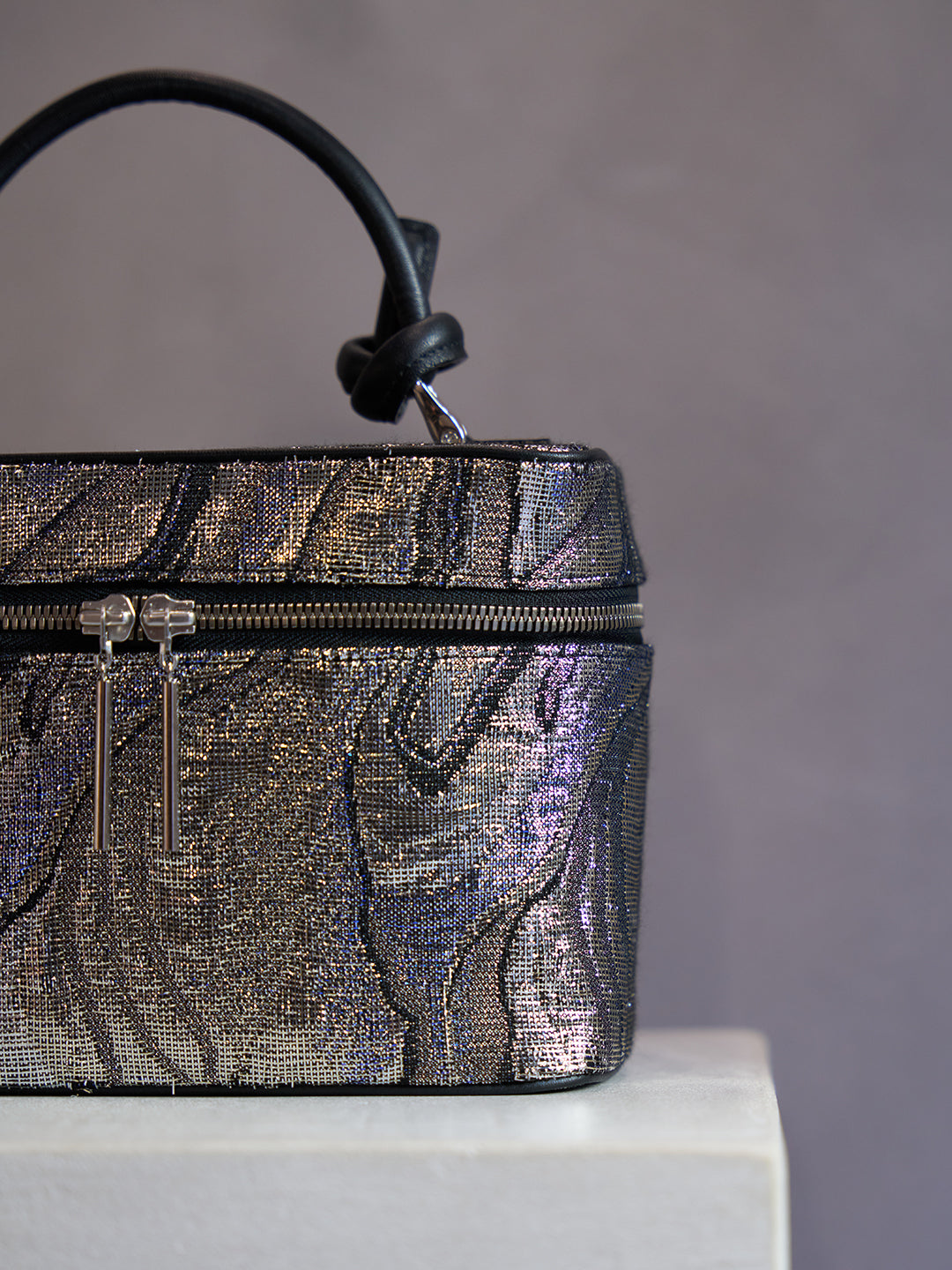 METALLIC JACQUARD VANITY BAG (pre-order)